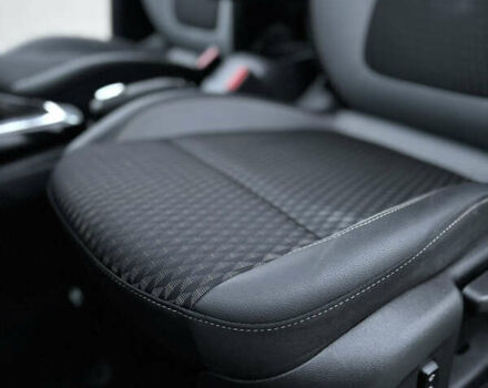 Чорний Опель Crossland X, об'ємом двигуна 1.5 л та пробігом 160 тис. км за 15500 $, фото 62 на Automoto.ua