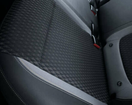 Чорний Опель Crossland X, об'ємом двигуна 1.5 л та пробігом 160 тис. км за 15500 $, фото 79 на Automoto.ua