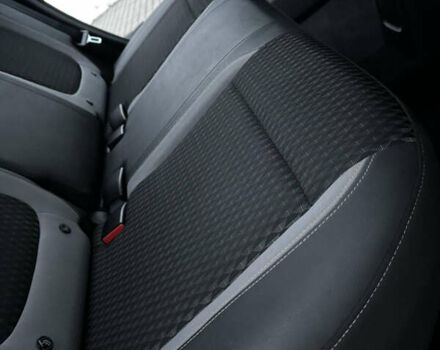 Чорний Опель Crossland X, об'ємом двигуна 1.5 л та пробігом 160 тис. км за 15500 $, фото 74 на Automoto.ua