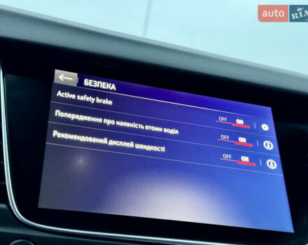 Чорний Опель Crossland X, об'ємом двигуна 1.5 л та пробігом 160 тис. км за 15500 $, фото 55 на Automoto.ua