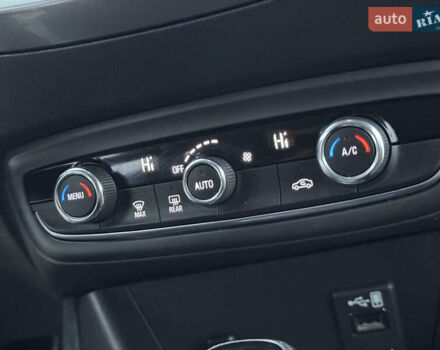 Чорний Опель Crossland X, об'ємом двигуна 1.5 л та пробігом 160 тис. км за 15500 $, фото 56 на Automoto.ua