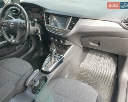 Чорний Опель Crossland X, об'ємом двигуна 1.2 л та пробігом 62 тис. км за 13999 $, фото 61 на Automoto.ua