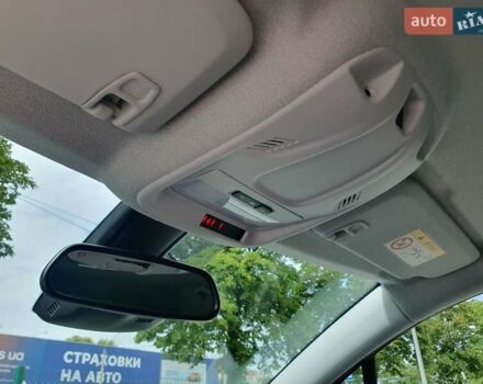 Чорний Опель Crossland X, об'ємом двигуна 1.2 л та пробігом 62 тис. км за 13999 $, фото 75 на Automoto.ua