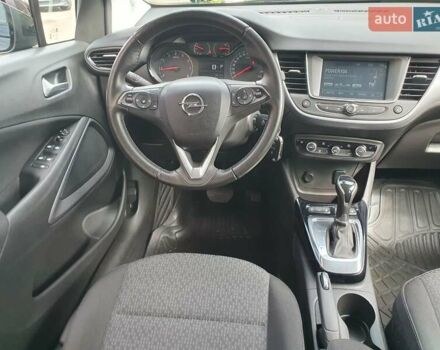 Чорний Опель Crossland X, об'ємом двигуна 1.2 л та пробігом 62 тис. км за 13999 $, фото 60 на Automoto.ua