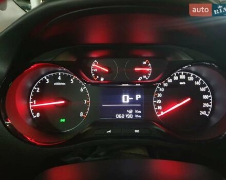 Чорний Опель Crossland X, об'ємом двигуна 1.2 л та пробігом 62 тис. км за 13999 $, фото 84 на Automoto.ua