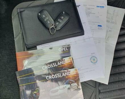 Чорний Опель Crossland X, об'ємом двигуна 1.2 л та пробігом 62 тис. км за 13999 $, фото 45 на Automoto.ua