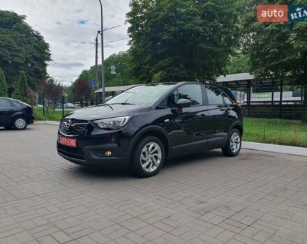 Чорний Опель Crossland X, об'ємом двигуна 1.2 л та пробігом 62 тис. км за 13999 $, фото 2 на Automoto.ua