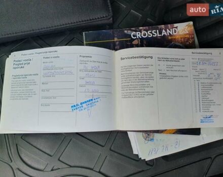 Чорний Опель Crossland X, об'ємом двигуна 1.2 л та пробігом 62 тис. км за 13999 $, фото 46 на Automoto.ua