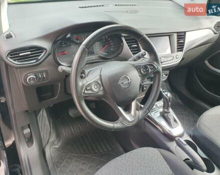 Чорний Опель Crossland X, об'ємом двигуна 1.2 л та пробігом 62 тис. км за 13999 $, фото 59 на Automoto.ua