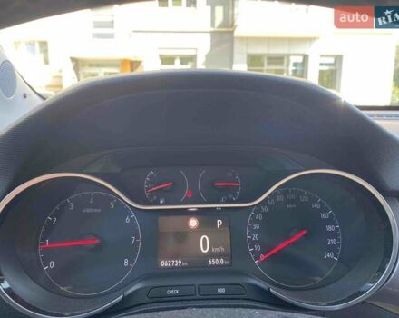 Опель Crossland X 2019 в Львове на Automoto.ua Красный Опель Crossland X, объемом двигателя 1.2 л и пробегом 62 тыс. км за 15500 $, фото 5 на Automoto.ua