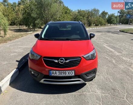 Красный Опель Crossland X, объемом двигателя 1.2 л и пробегом 69 тыс. км за 15200 $, фото 1 на Automoto.ua