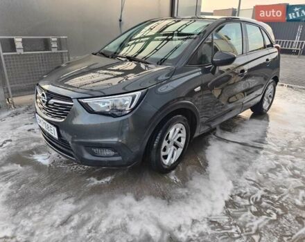 Сірий Опель Crossland X, об'ємом двигуна 1.2 л та пробігом 26 тис. км за 10500 $, фото 1 на Automoto.ua