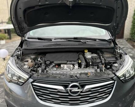 Серый Опель Crossland X, объемом двигателя 1.2 л и пробегом 150 тыс. км за 11503 $, фото 3 на Automoto.ua