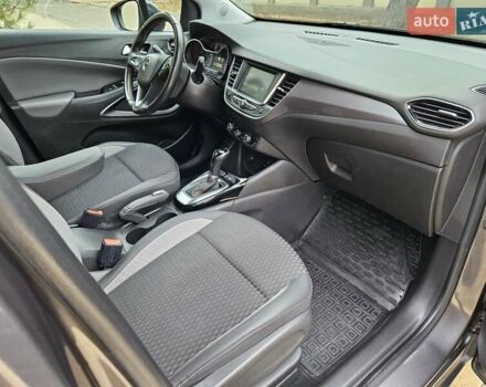 Серый Опель Crossland X, объемом двигателя 1.2 л и пробегом 60 тыс. км за 13999 $, фото 37 на Automoto.ua