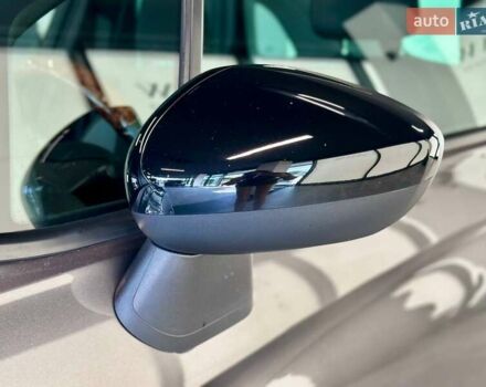 Сірий Опель Crossland X, об'ємом двигуна 1.2 л та пробігом 100 тис. км за 14590 $, фото 10 на Automoto.ua
