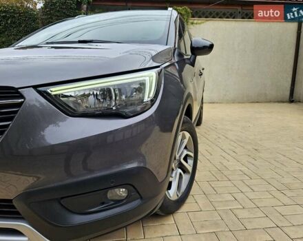 Серый Опель Crossland X, объемом двигателя 1.2 л и пробегом 60 тыс. км за 13999 $, фото 7 на Automoto.ua