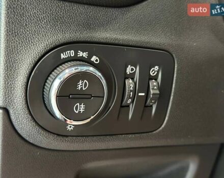 Серый Опель Crossland X, объемом двигателя 1.2 л и пробегом 100 тыс. км за 13900 $, фото 37 на Automoto.ua