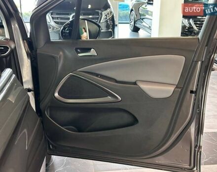 Сірий Опель Crossland X, об'ємом двигуна 1.2 л та пробігом 100 тис. км за 14590 $, фото 29 на Automoto.ua