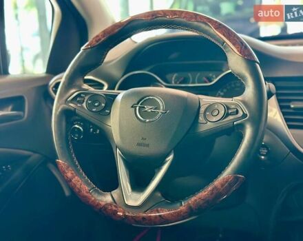 Сірий Опель Crossland X, об'ємом двигуна 1.2 л та пробігом 100 тис. км за 14590 $, фото 38 на Automoto.ua