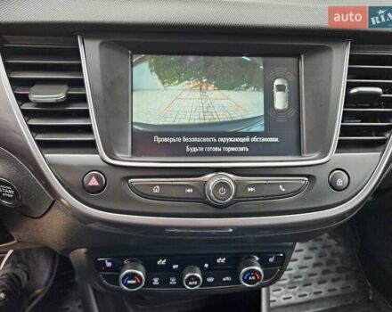 Серый Опель Crossland X, объемом двигателя 1.2 л и пробегом 60 тыс. км за 13999 $, фото 35 на Automoto.ua