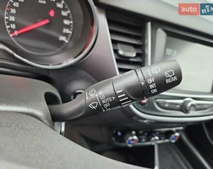 Серый Опель Crossland X, объемом двигателя 1.2 л и пробегом 60 тыс. км за 13999 $, фото 31 на Automoto.ua