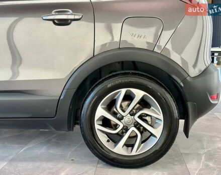 Сірий Опель Crossland X, об'ємом двигуна 1.2 л та пробігом 100 тис. км за 14590 $, фото 6 на Automoto.ua