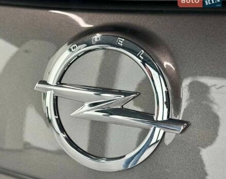 Сірий Опель Crossland X, об'ємом двигуна 1.2 л та пробігом 100 тис. км за 14590 $, фото 16 на Automoto.ua