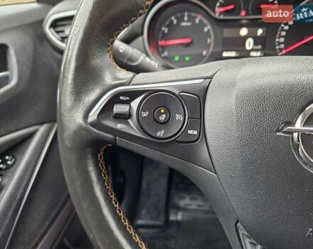 Серый Опель Crossland X, объемом двигателя 1.2 л и пробегом 60 тыс. км за 13999 $, фото 29 на Automoto.ua