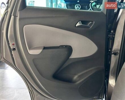 Сірий Опель Crossland X, об'ємом двигуна 1.2 л та пробігом 100 тис. км за 14590 $, фото 26 на Automoto.ua