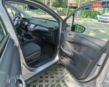 Серый Опель Crossland X, объемом двигателя 1.2 л и пробегом 32 тыс. км за 13000 $, фото 16 на Automoto.ua