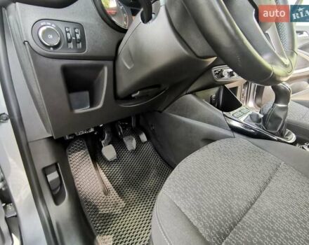 Серый Опель Crossland X, объемом двигателя 1.2 л и пробегом 32 тыс. км за 13000 $, фото 17 на Automoto.ua