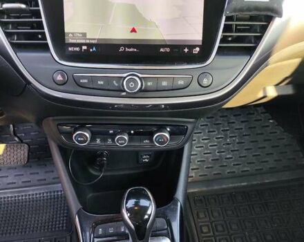 Синий Опель Crossland X, объемом двигателя 1.2 л и пробегом 159 тыс. км за 9900 $, фото 13 на Automoto.ua