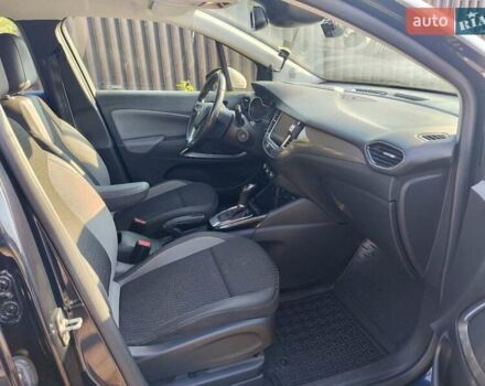 Синий Опель Crossland X, объемом двигателя 1.2 л и пробегом 159 тыс. км за 9900 $, фото 8 на Automoto.ua