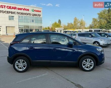 Синий Опель Crossland X, объемом двигателя 1.2 л и пробегом 144 тыс. км за 14500 $, фото 3 на Automoto.ua