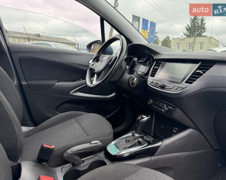 Синій Опель Crossland X, об'ємом двигуна 1.2 л та пробігом 140 тис. км за 13500 $, фото 40 на Automoto.ua