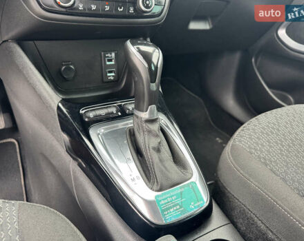Синій Опель Crossland X, об'ємом двигуна 1.2 л та пробігом 140 тис. км за 13500 $, фото 67 на Automoto.ua