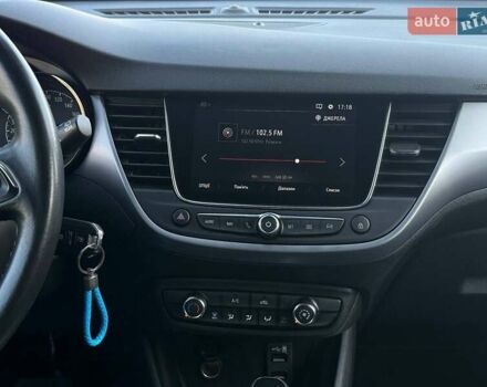 Синий Опель Crossland X, объемом двигателя 1.2 л и пробегом 144 тыс. км за 14500 $, фото 10 на Automoto.ua