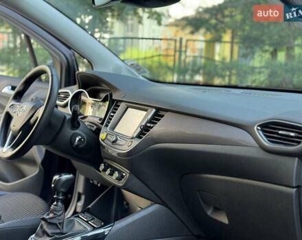 Синий Опель Crossland X, объемом двигателя 1.5 л и пробегом 200 тыс. км за 15400 $, фото 17 на Automoto.ua