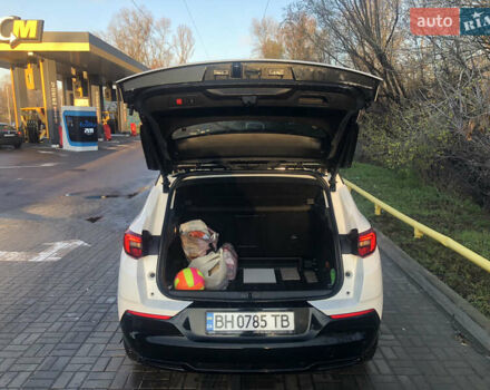 Белый Опель Grandland, объемом двигателя 1.5 л и пробегом 58 тыс. км за 29000 $, фото 7 на Automoto.ua