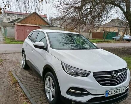 Белый Опель Grandland X, объемом двигателя 2 л и пробегом 128 тыс. км за 18000 $, фото 2 на Automoto.ua