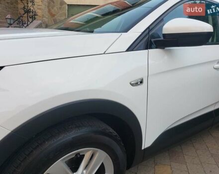 Білий Опель Grandland X, об'ємом двигуна 1.5 л та пробігом 206 тис. км за 15650 $, фото 5 на Automoto.ua
