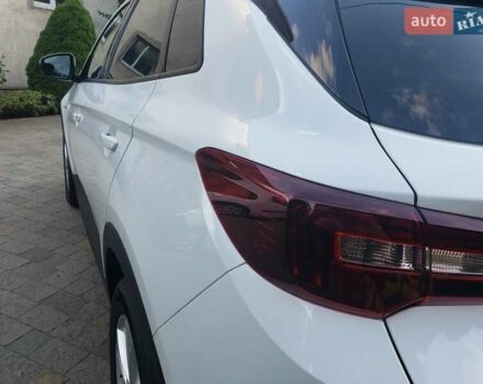 Білий Опель Grandland X, об'ємом двигуна 1.5 л та пробігом 206 тис. км за 15650 $, фото 17 на Automoto.ua