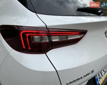 Белый Опель Grandland X, объемом двигателя 1.5 л и пробегом 72 тыс. км за 19700 $, фото 4 на Automoto.ua