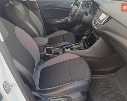 Білий Опель Grandland X, об'ємом двигуна 1.5 л та пробігом 80 тис. км за 20848 $, фото 11 на Automoto.ua