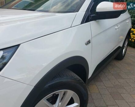 Білий Опель Grandland X, об'ємом двигуна 1.5 л та пробігом 206 тис. км за 15650 $, фото 4 на Automoto.ua