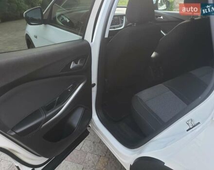 Білий Опель Grandland X, об'ємом двигуна 1.5 л та пробігом 206 тис. км за 15650 $, фото 62 на Automoto.ua