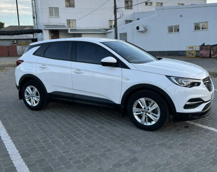 Белый Опель Grandland X, объемом двигателя 1.5 л и пробегом 47 тыс. км за 18750 $, фото 4 на Automoto.ua