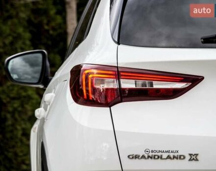 Белый Опель Grandland X, объемом двигателя 1.6 л и пробегом 54 тыс. км за 22900 $, фото 4 на Automoto.ua