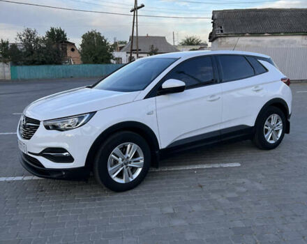 Белый Опель Grandland X, объемом двигателя 1.5 л и пробегом 47 тыс. км за 18750 $, фото 1 на Automoto.ua