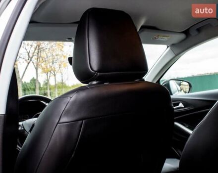 Белый Опель Grandland X, объемом двигателя 1.6 л и пробегом 54 тыс. км за 22900 $, фото 27 на Automoto.ua